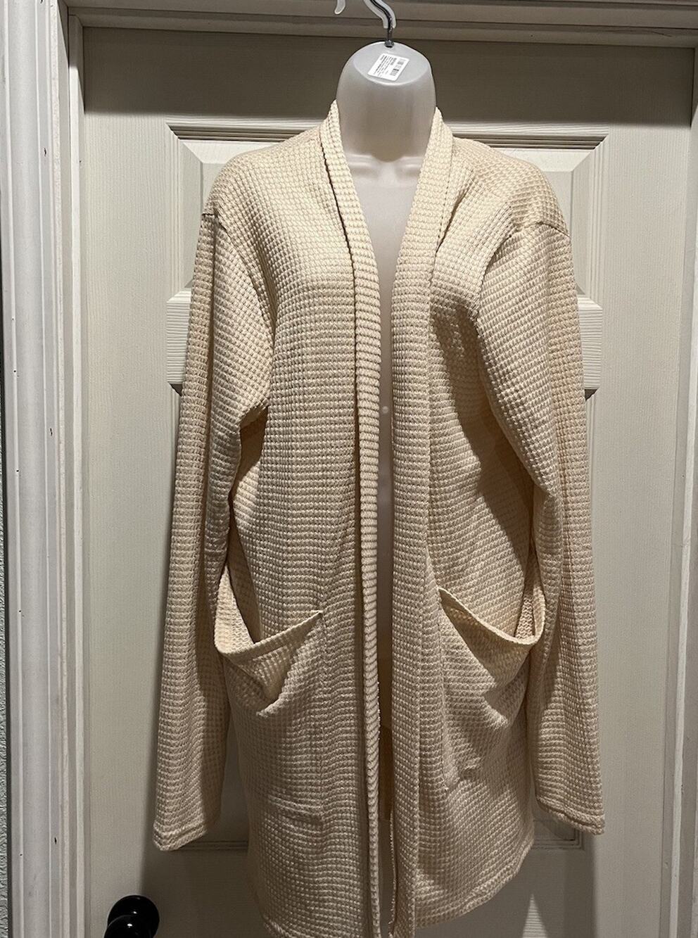 Blakeley Womens PS Cream Beige Confetti Miley Dot Cardigan Oversized Sweater